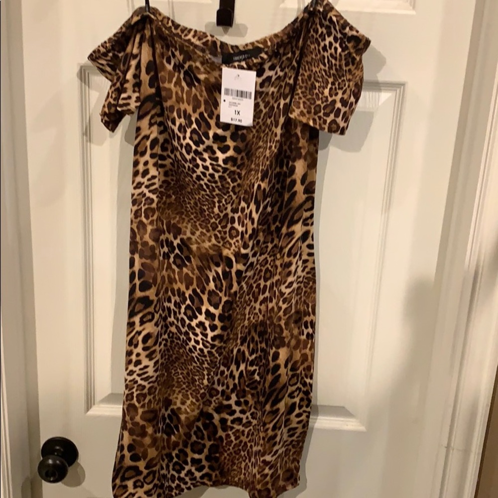 NWT Cheetah dress